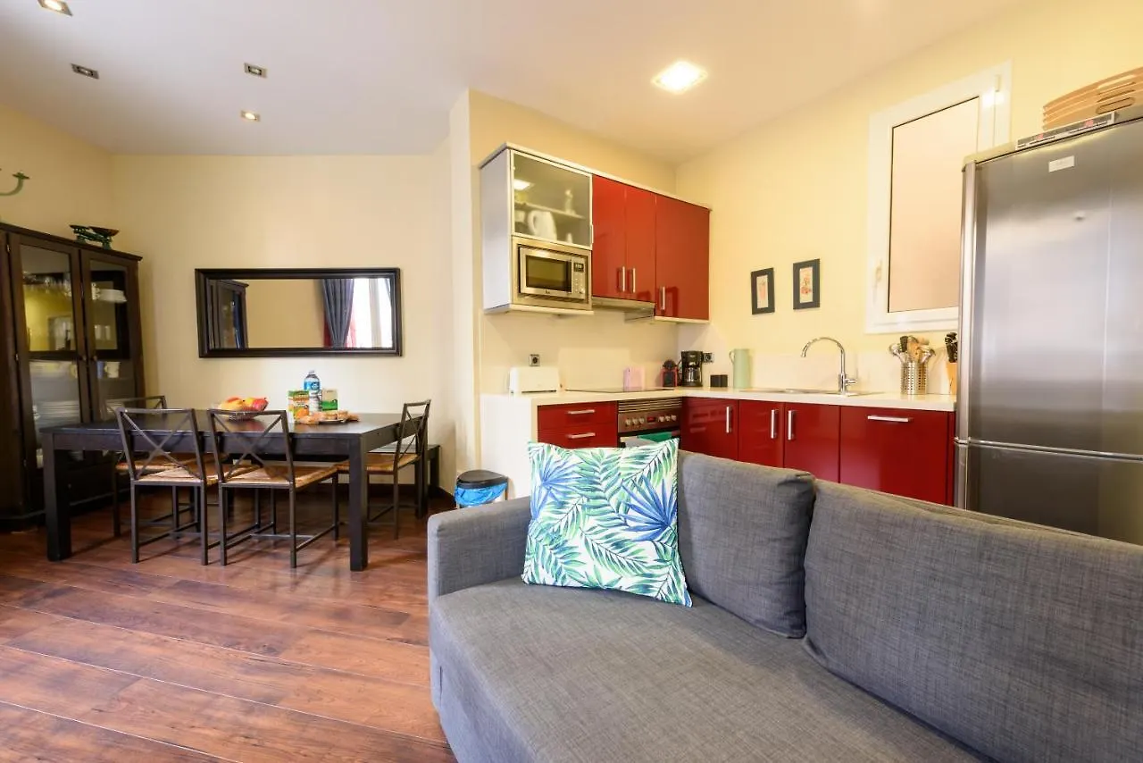 Ramblasrentals Design Renovated Apartment Ac Balcony10M Ramblas - Parking - Wifi Barselona